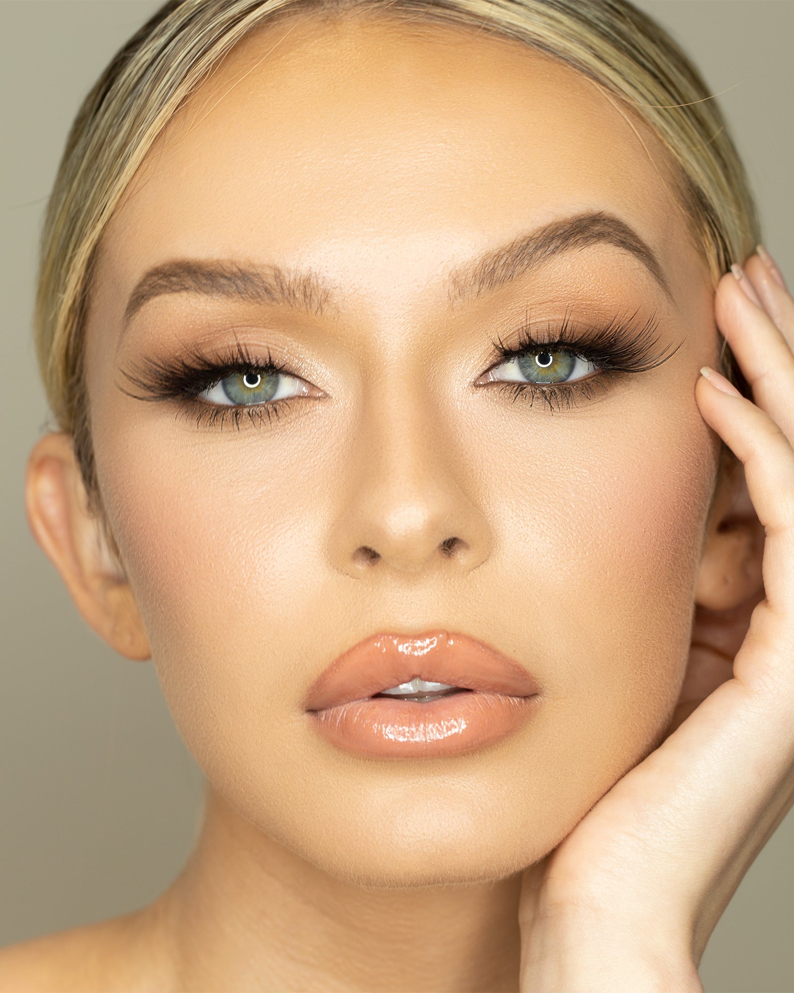 Auroras Strip Lashes