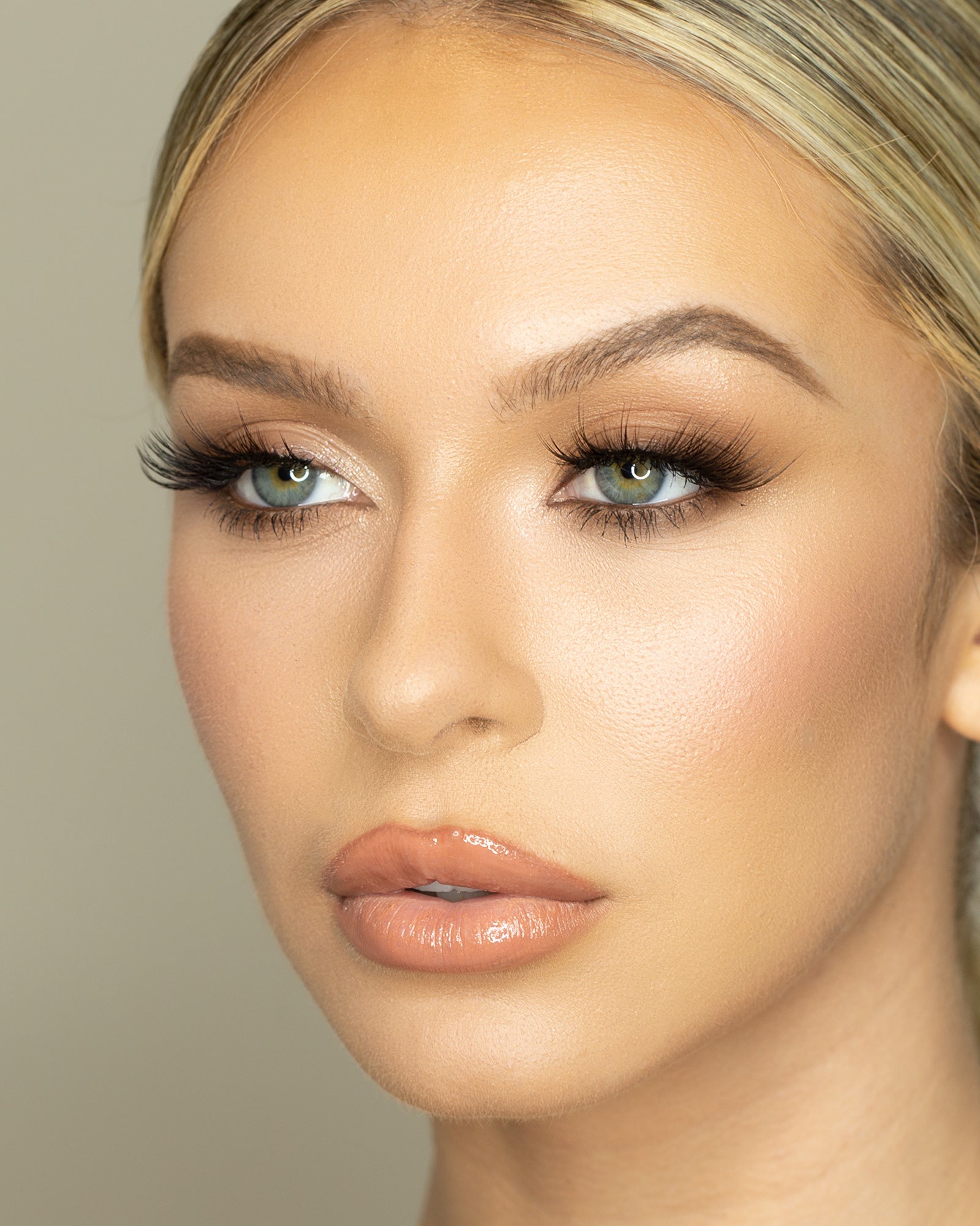 Auroras Strip Lashes